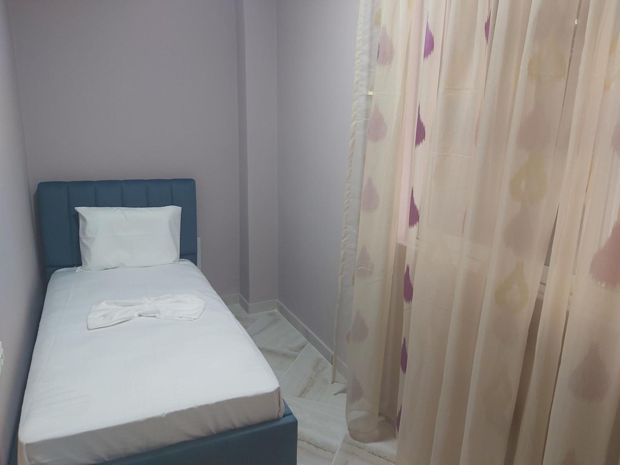 Gesapartment Tirana Exteriör bild