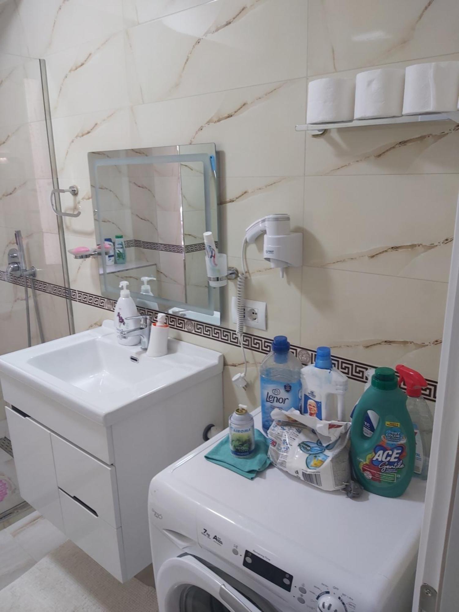 Gesapartment Tirana Exteriör bild